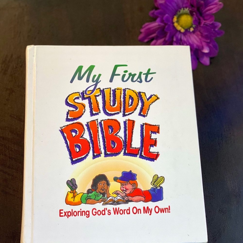 My first Study Bible by Paul J. Loth - Hardcover